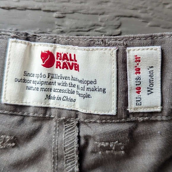 Fjallraven High Coast Shorts Size 30"-31" Gray G-1000 - Picture 7 of 10